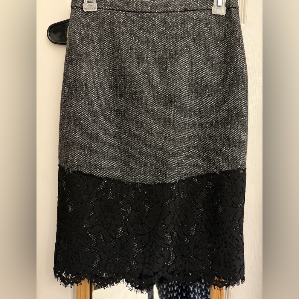J. Crew Tweed‎ and Lace Pencil Skirt !!!”@&